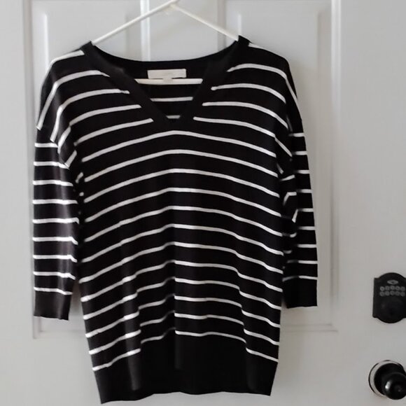 Loft Black and White striped Petite V-neck sweater - Picture 1 of 3
